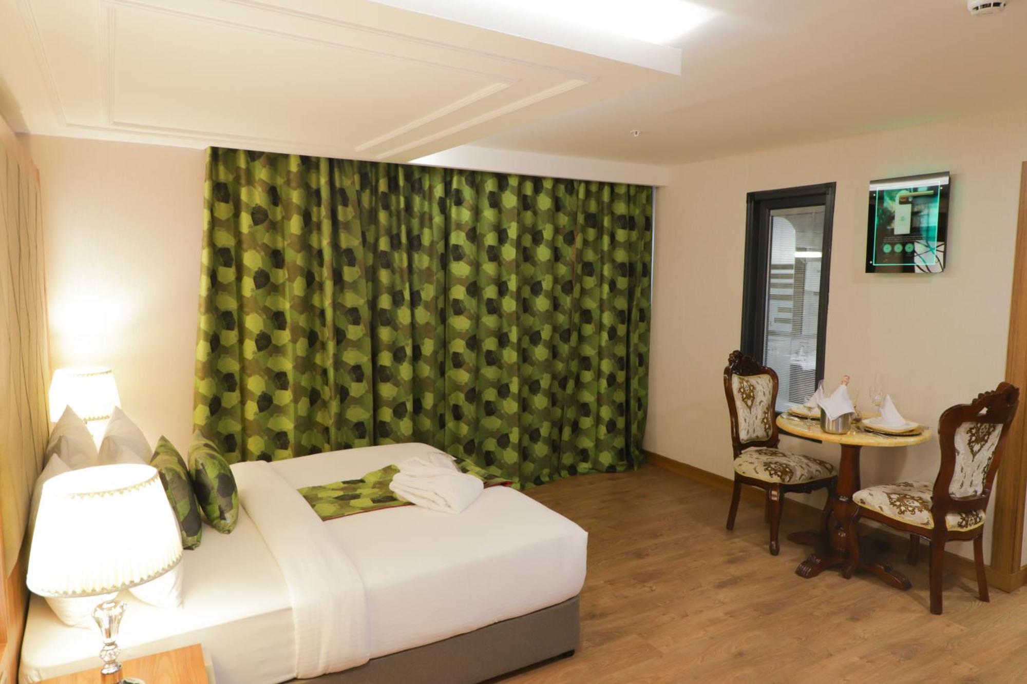 United Hotel International Yaoundé Eksteriør billede
