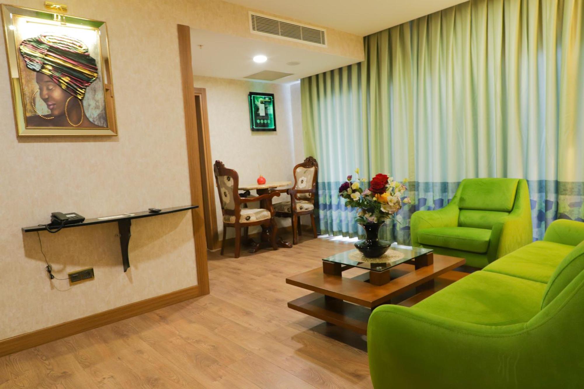 United Hotel International Yaoundé Eksteriør billede