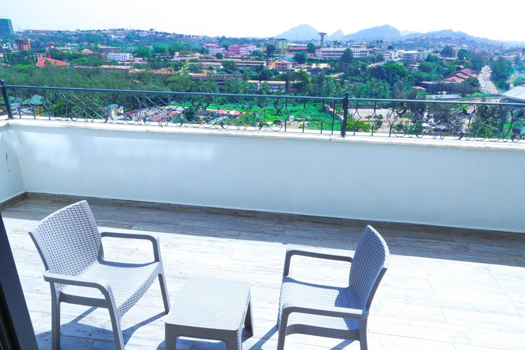 United Hotel International Yaoundé Eksteriør billede