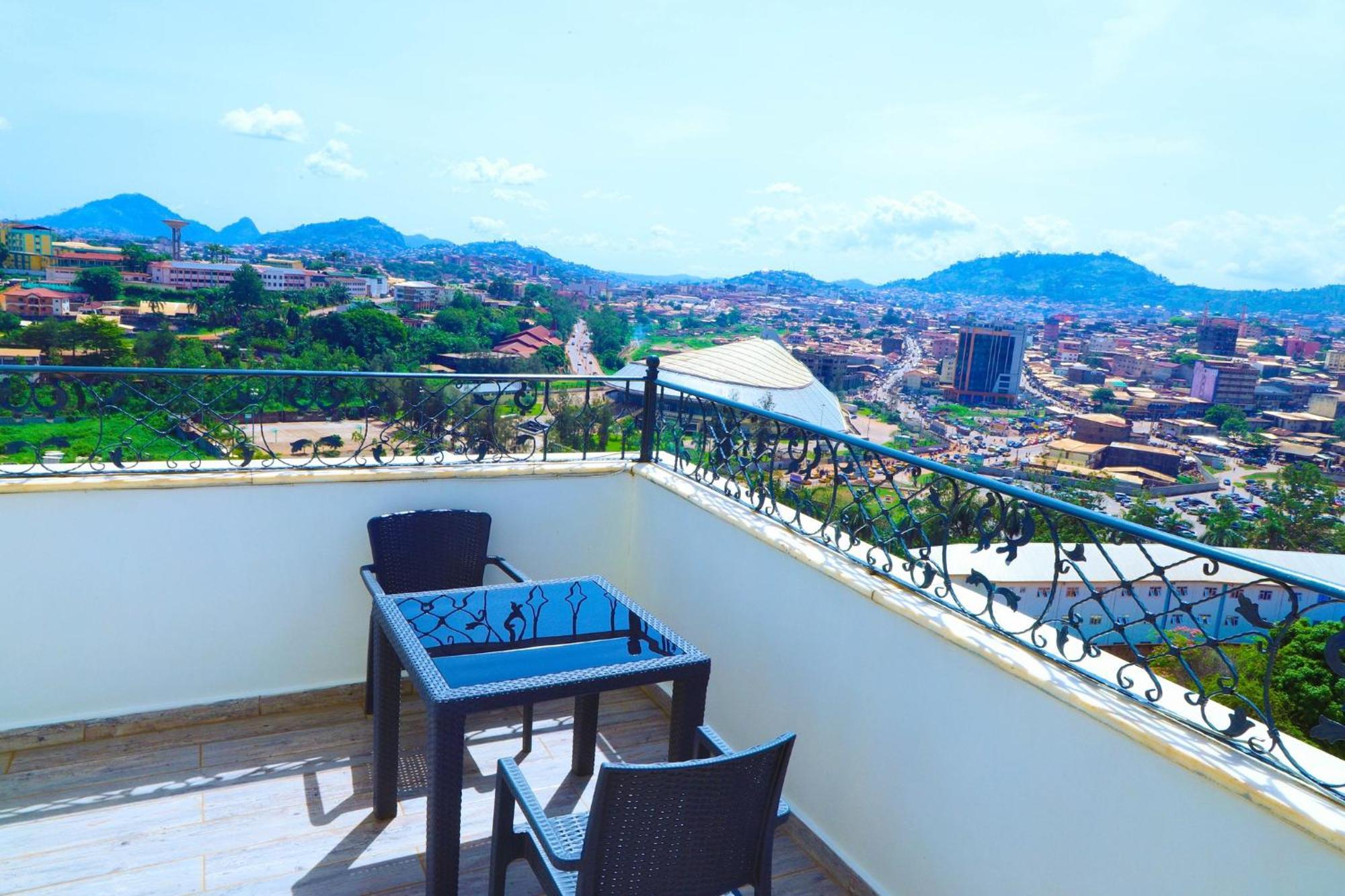 United Hotel International Yaoundé Eksteriør billede